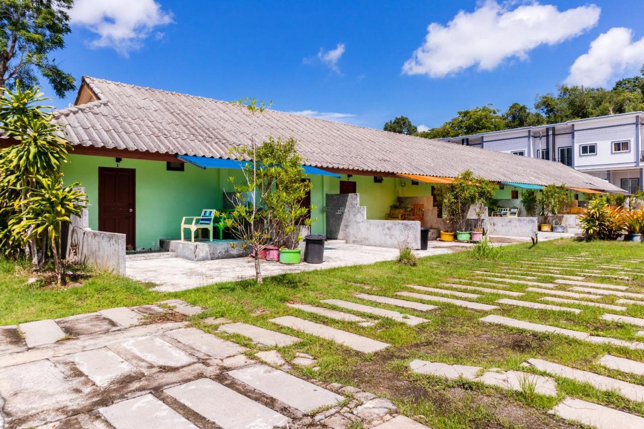 Diamond Home Resort Krabi town Extérieur photo