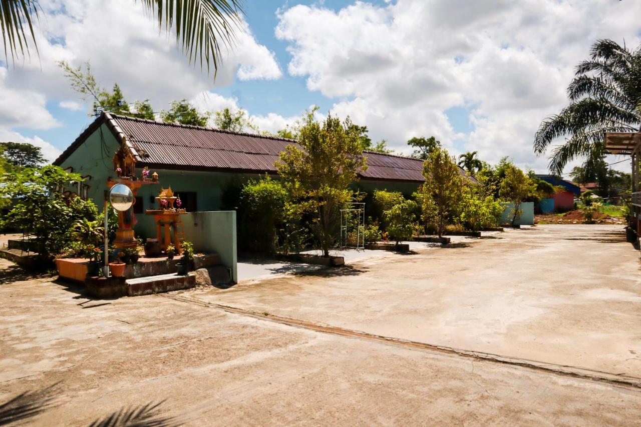Diamond Home Resort Krabi town Extérieur photo